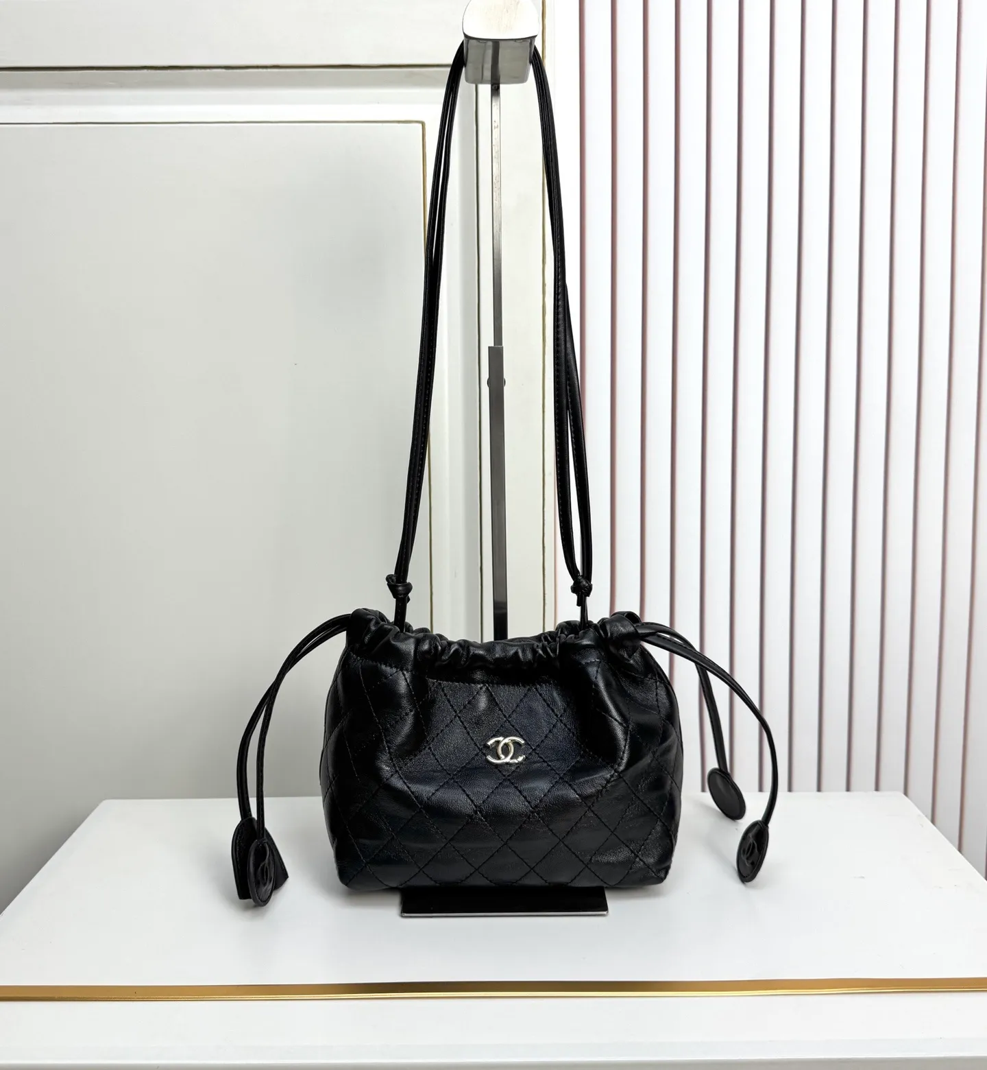 All Categories Official Website "Brand Women's Bags" Women's Bags 💙 Chanel 2026 Official Website CHANEL Diamond Drawstring Bucket Bag