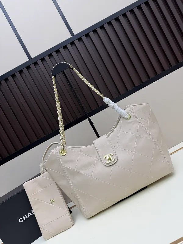 All Categories Chanel Women's Bags (Chanel) Chanel 2069