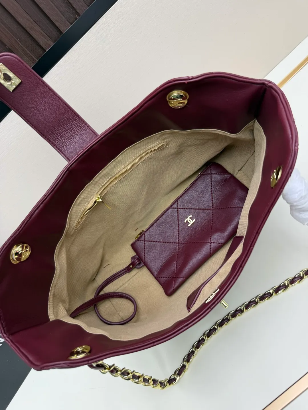All Categories Chanel Women's Bags (Chanel) Chanel 2069