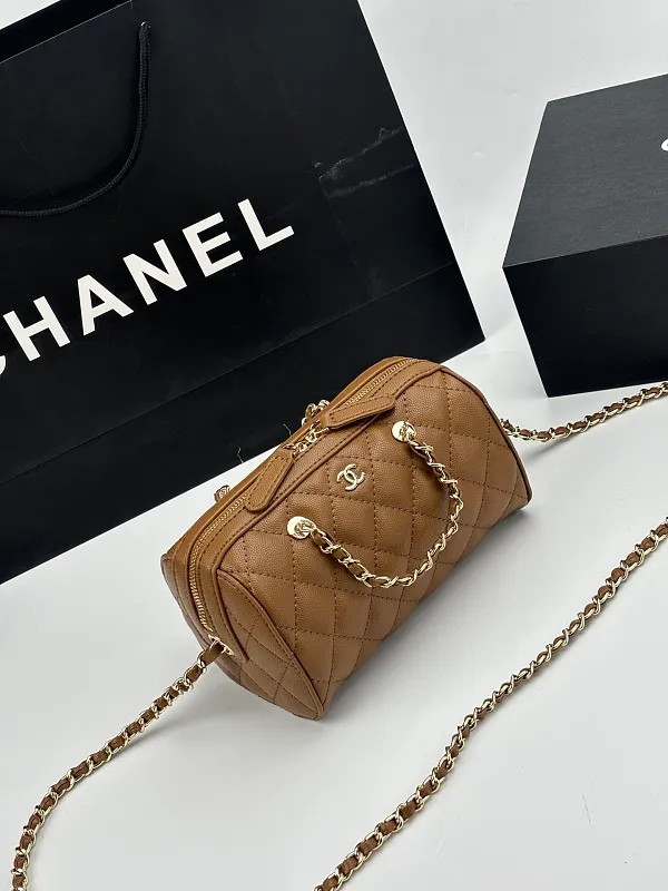 All Categories Official Website "Brand Women's Bags" Women's Bags 💙 Chanel 2026 Official Website CHANEL Crossbody Bag