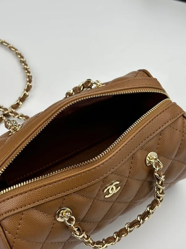 All Categories Official Website "Brand Women's Bags" Women's Bags 💙 Chanel 2026 Official Website CHANEL Crossbody Bag