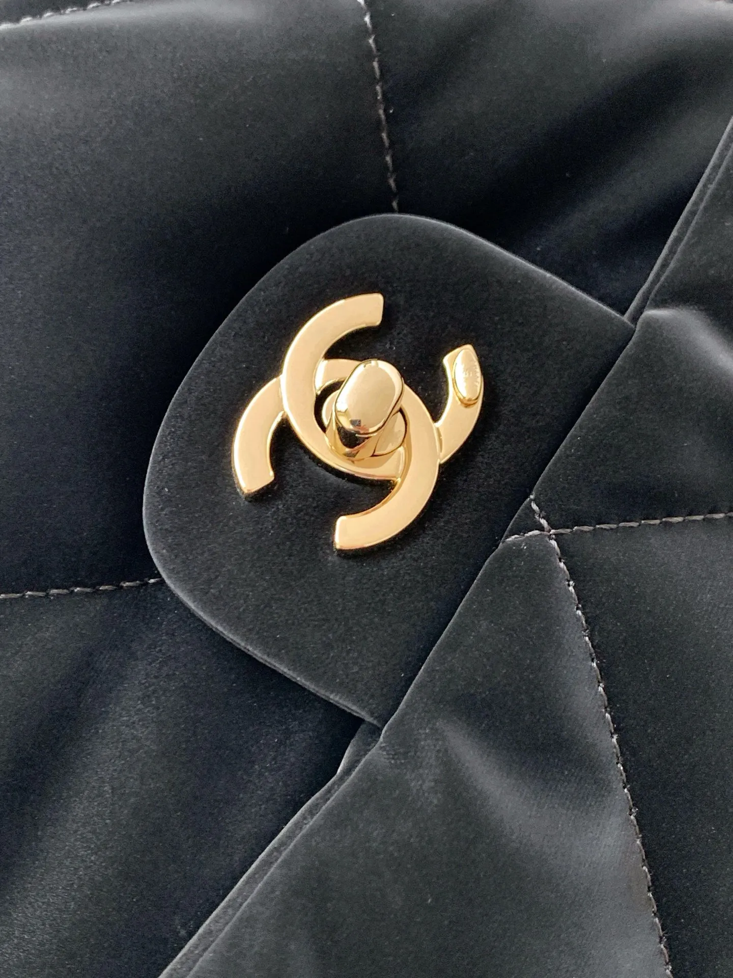 All Categories Chanel Women's Bag 2 (Chanel) Chanel Original Order AS5679