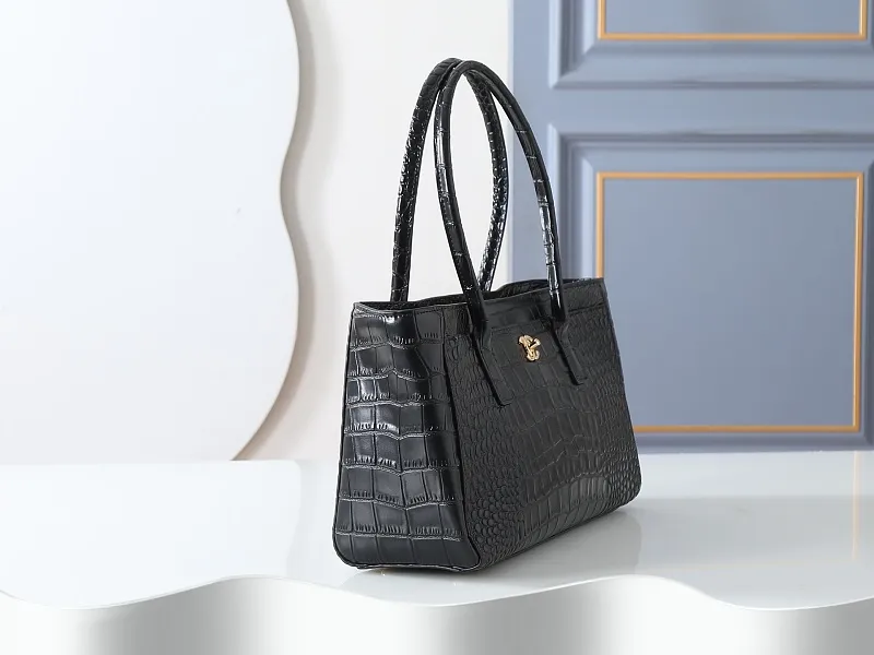 All categories Official website "Brand Women's Bags" Women's Bags 💙 Chanel 2026 new CHANEL hand-held crossbody bag