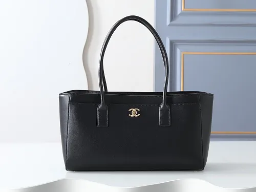 All categories Official website "Brand Women's Bags" Women's Bags 💙 Chanel 2026 new CHANEL hand-held crossbody bag