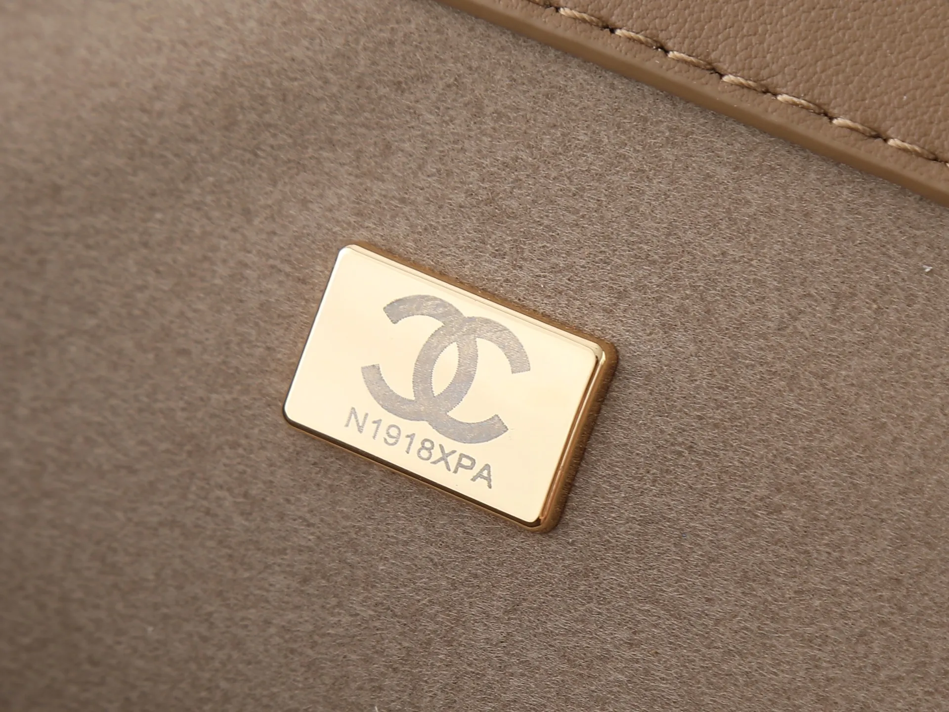 All categories Official website "Brand Women's Bags" Women's Bags 💙 Chanel 2026 new CHANEL hand-held crossbody bag