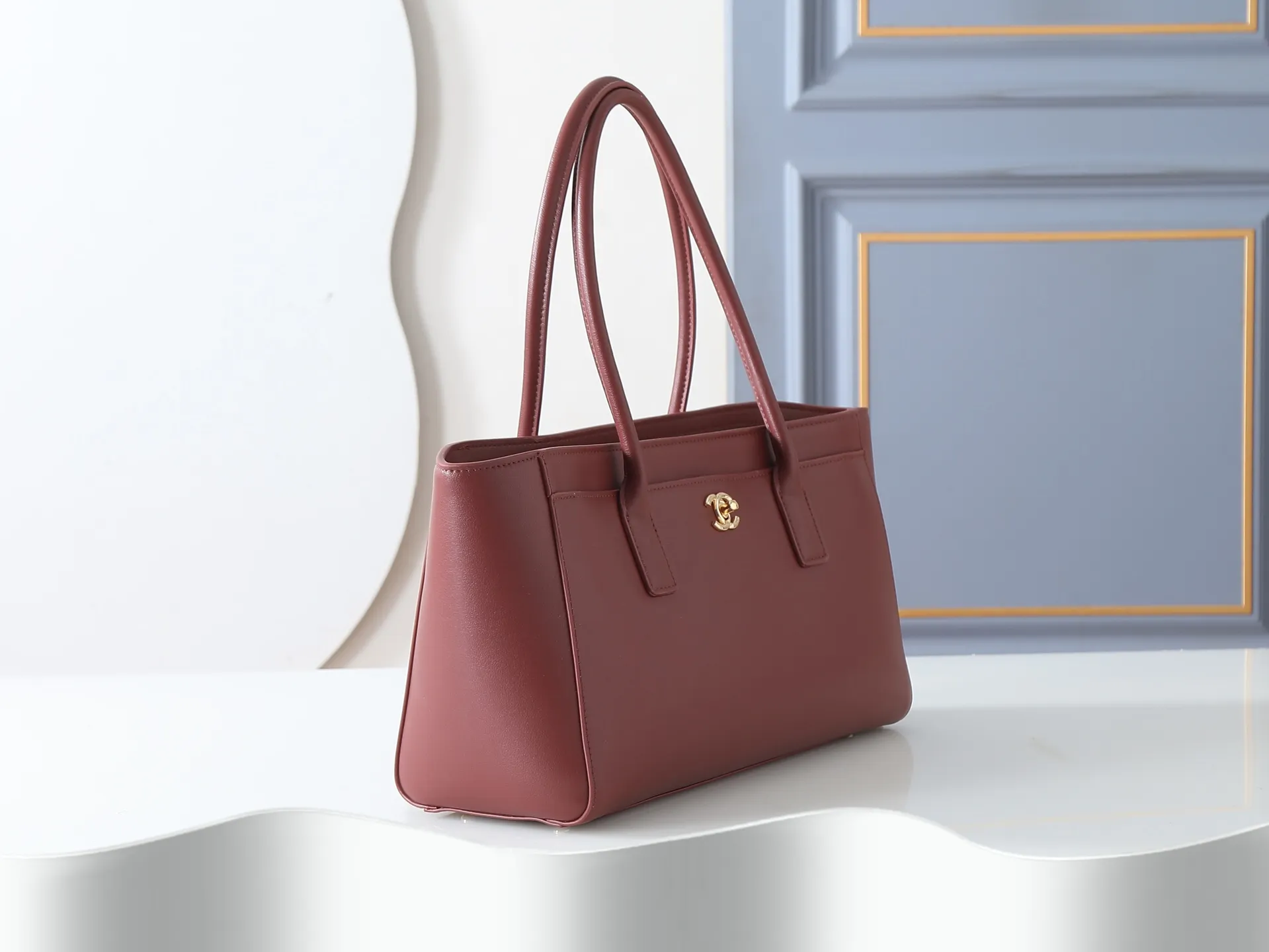 All categories Official website "Brand Women's Bags" Women's Bags 💙 Chanel 2026 new CHANEL hand-held crossbody bag