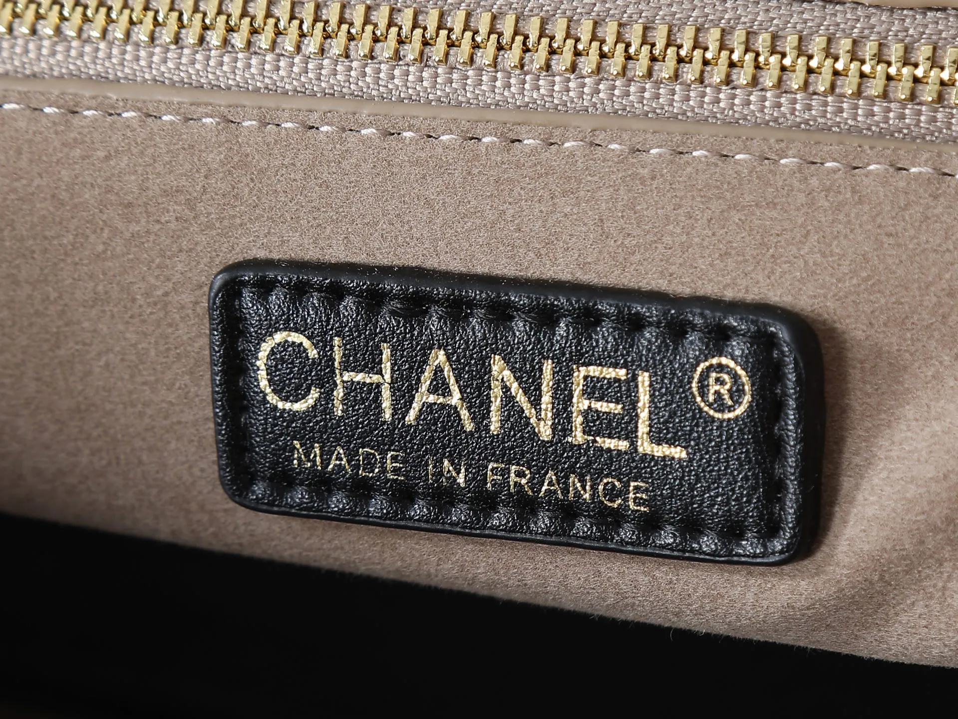 All categories Official website "Brand Women's Bags" Women's Bags 💙 Chanel 2026 new CHANEL hand-held crossbody bag