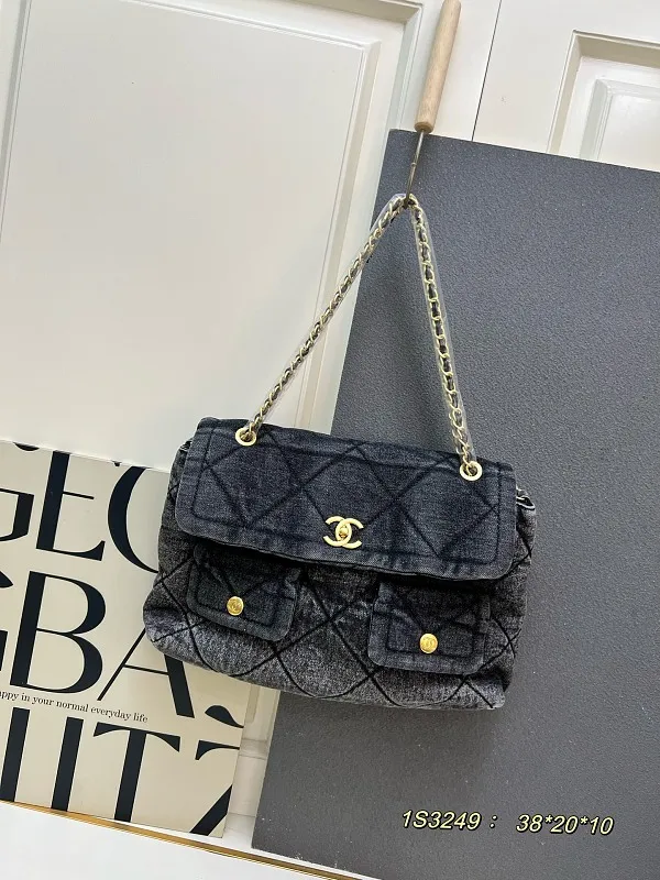 All Categories Chanel Women's Bags (Chanel) Chanel 1S3249