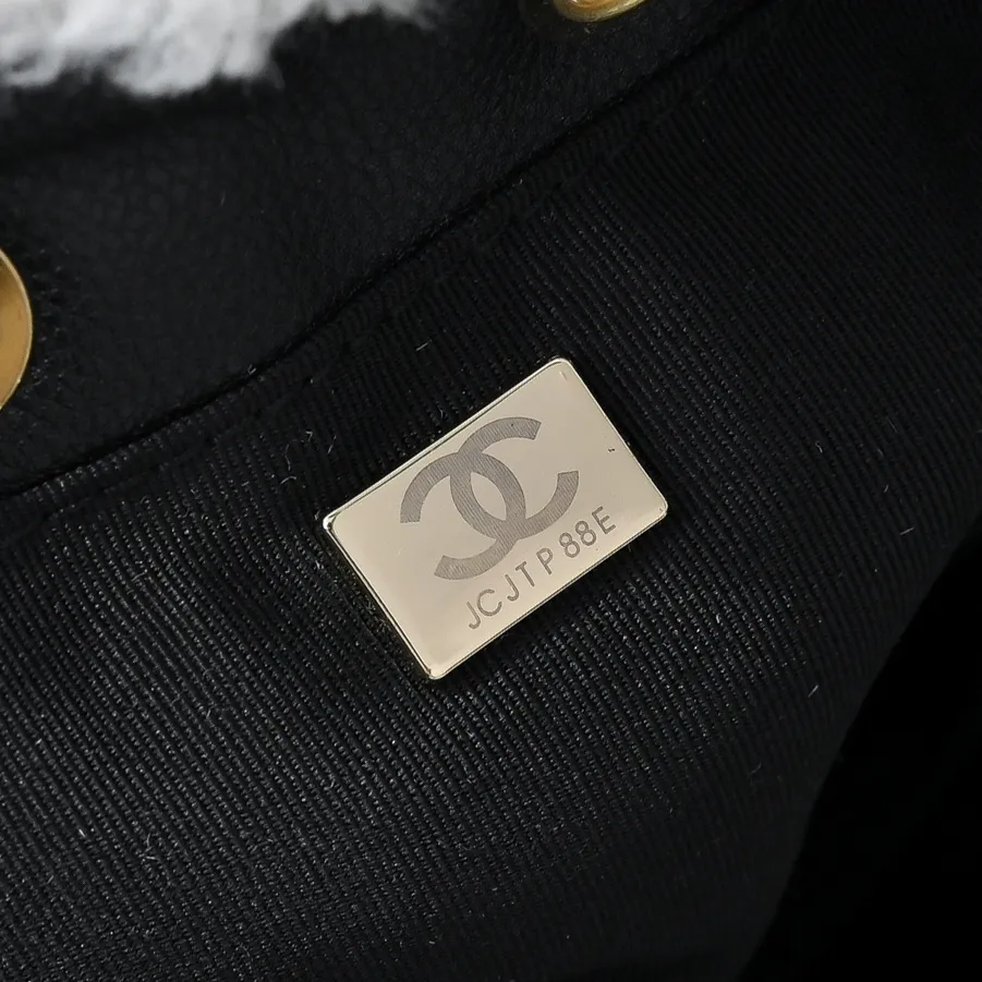 All Categories Official Website "Brand Women's Bags" Women's Bags 💙 Chanel 2025 New CHANEL Crossbody Bag