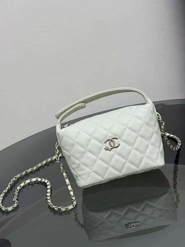 All Categories Chanel Women's Bags (Chanel) Chanel 687