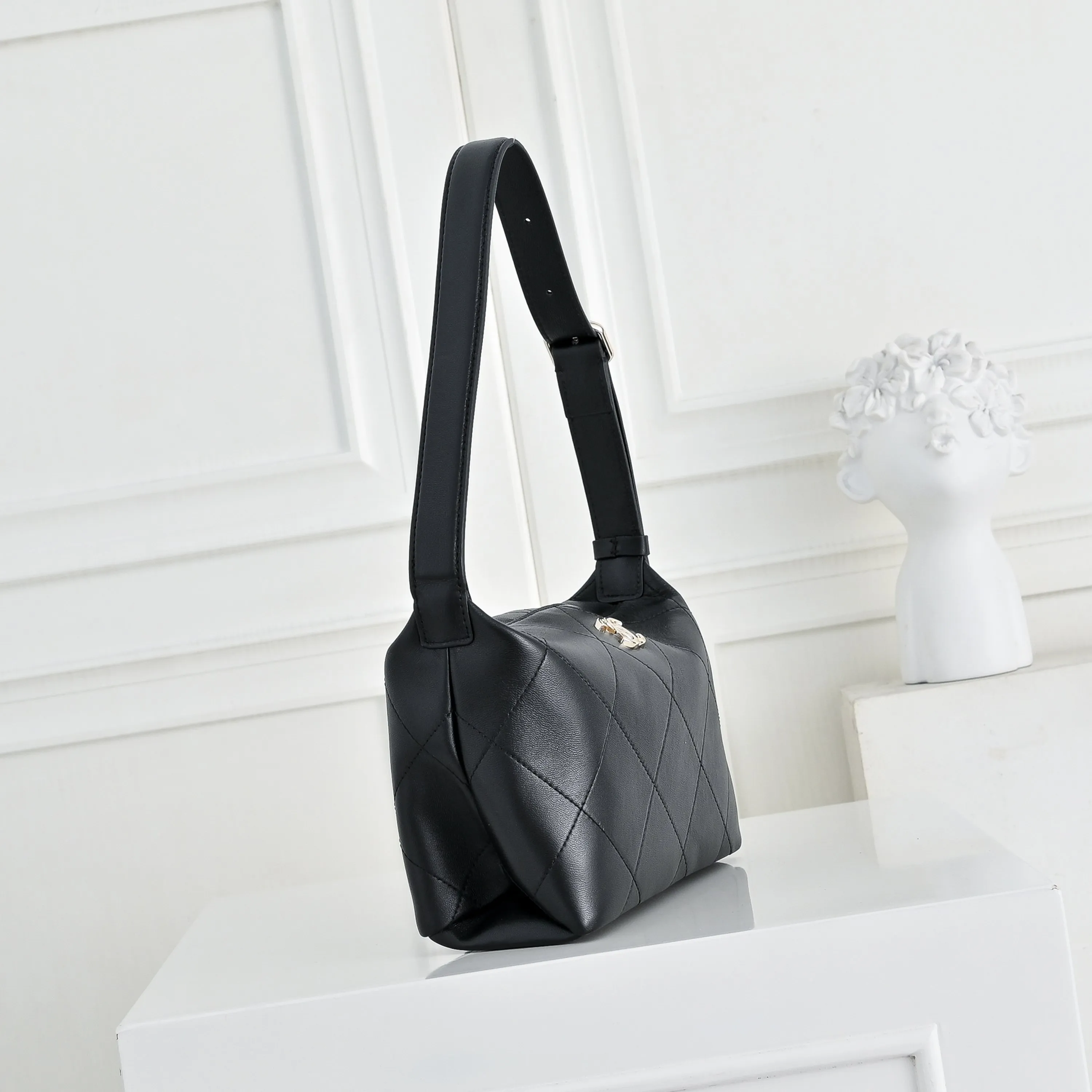 All Categories Official Website "Brand Women's Bags" Women's Bags 💙 Chanel 2026 Official Website CHANEL Underarm Bag