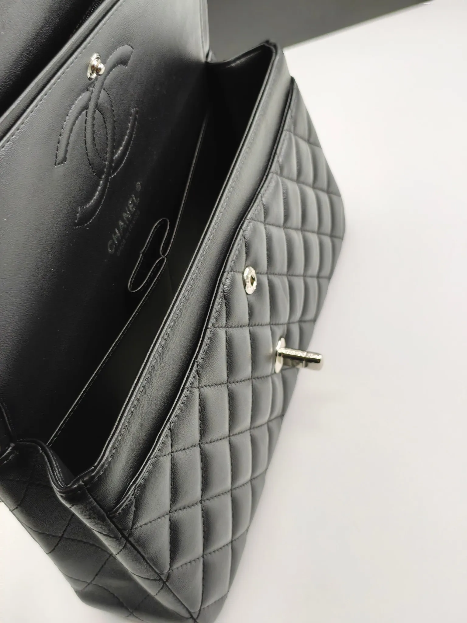 All Categories Chanel Women's Bag 2 (Chanel) Chanel Chip Version A01112