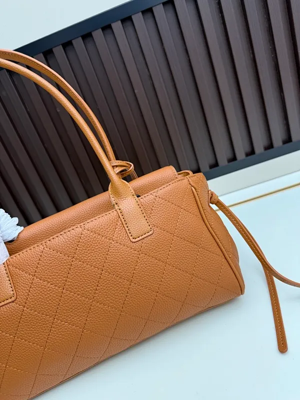 All Categories Official Website "Brand Women's Bags" Women's Bags 💙 Chanel 2026 New CHANEL Togo Cow Leather Tote Handbag