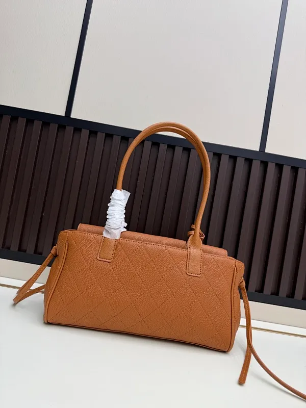 All Categories Official Website "Brand Women's Bags" Women's Bags 💙 Chanel 2026 New CHANEL Togo Cow Leather Tote Handbag