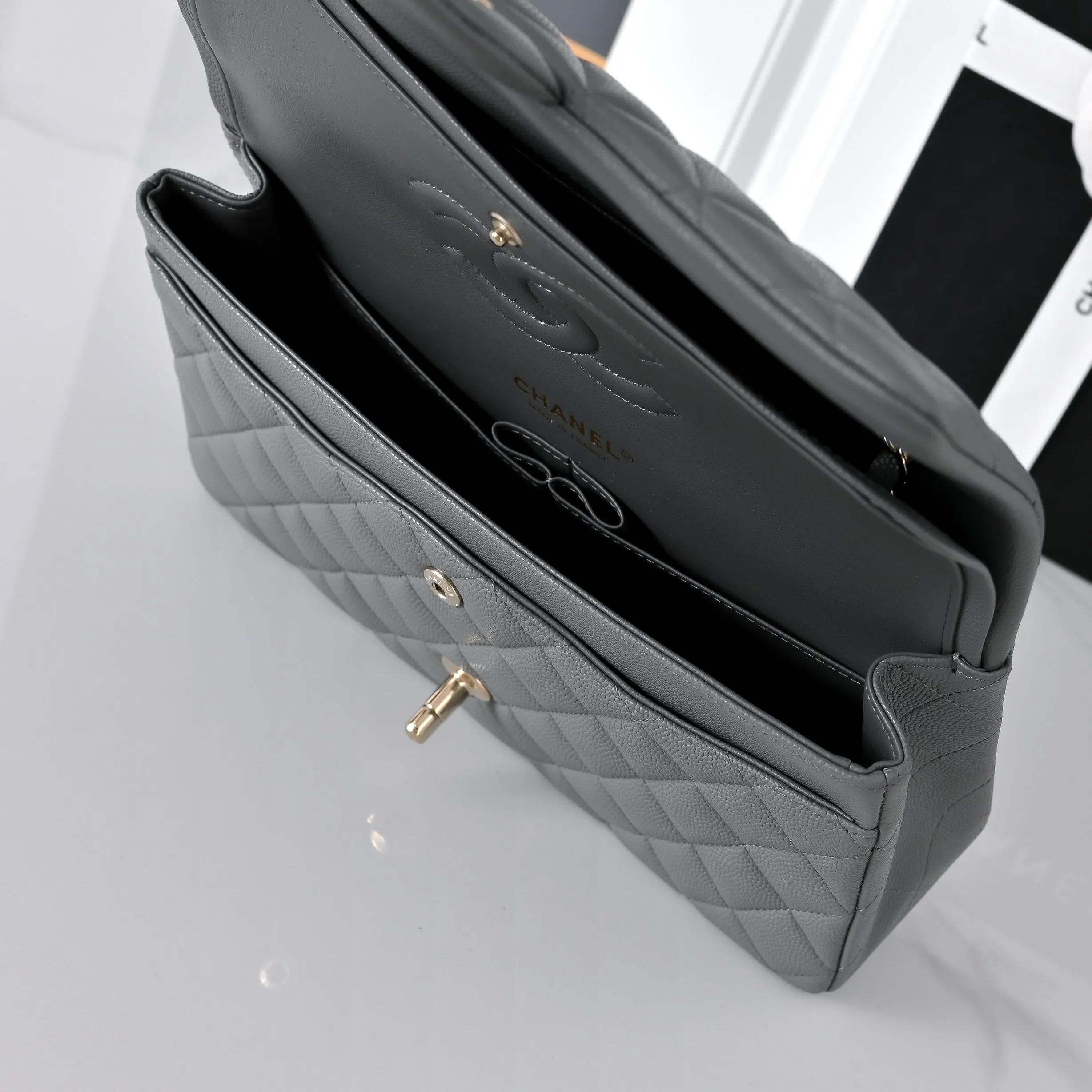 All Categories Chanel Women's Bag 2 (Chanel) Chanel Original Single 1112 Small Ball