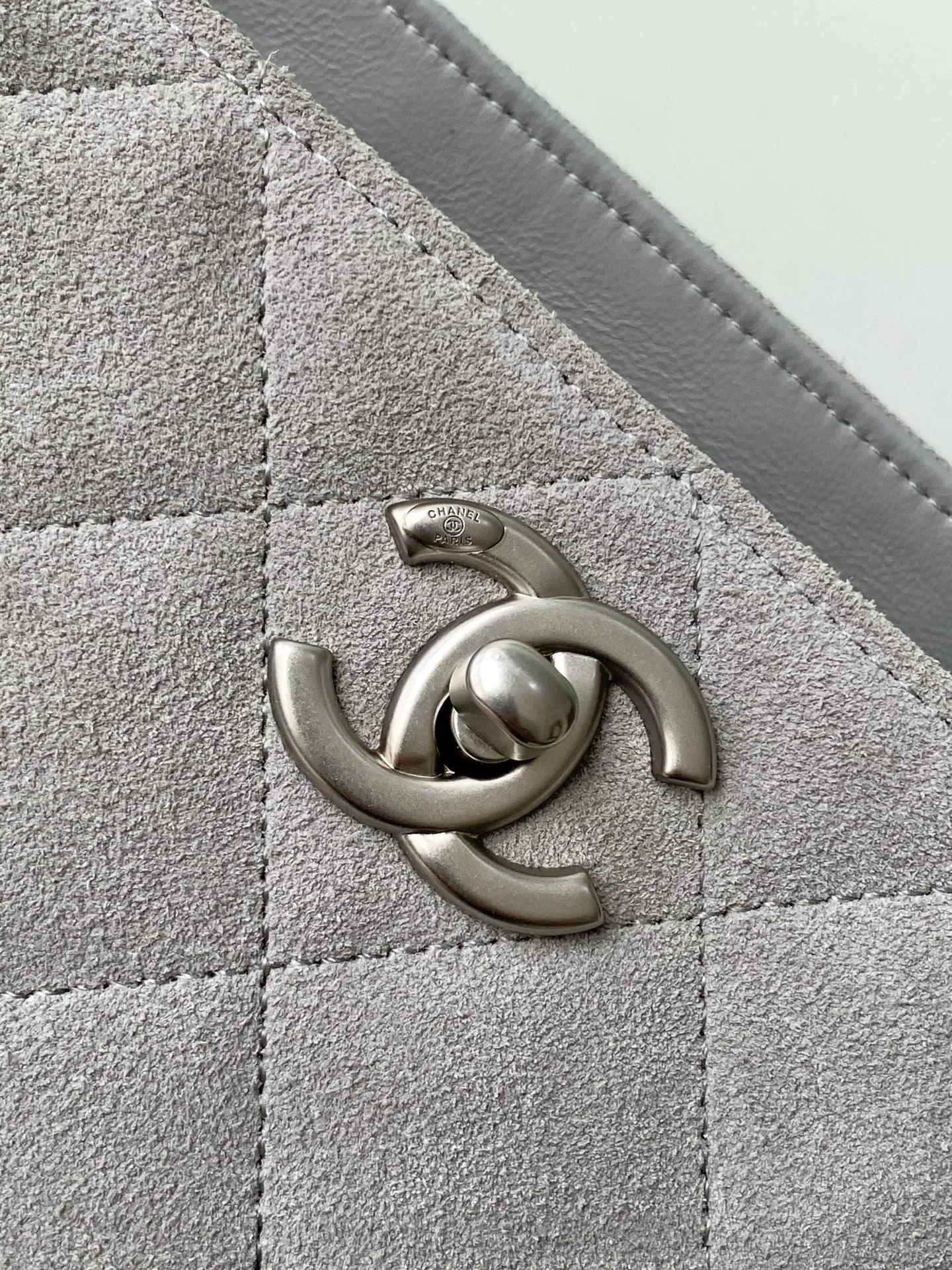 All Categories Chanel Women's Bags 2 (Chanel) Chanel Original AS5303