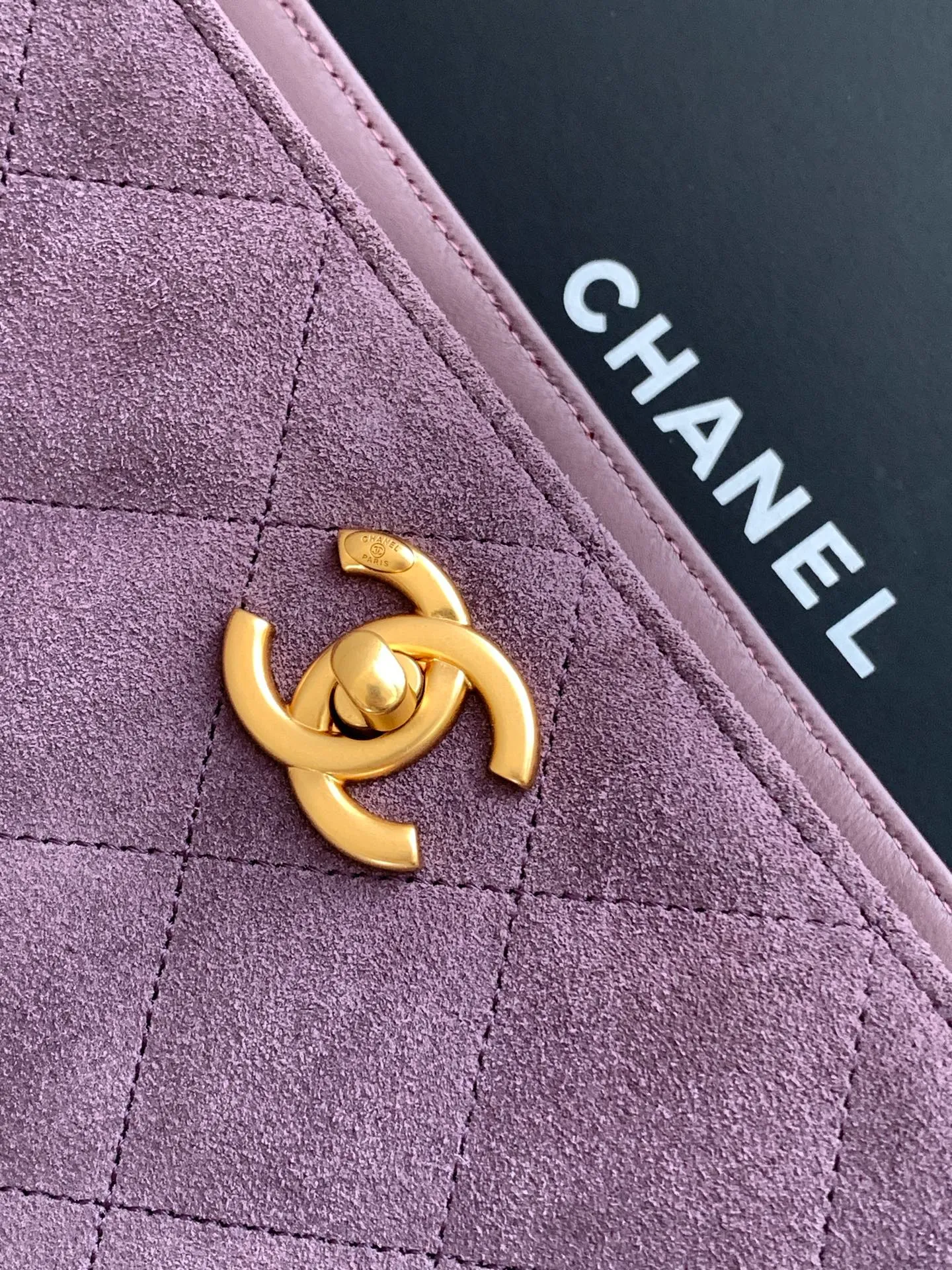 All Categories Chanel Women's Bags 2 (Chanel) Chanel Original AS5303