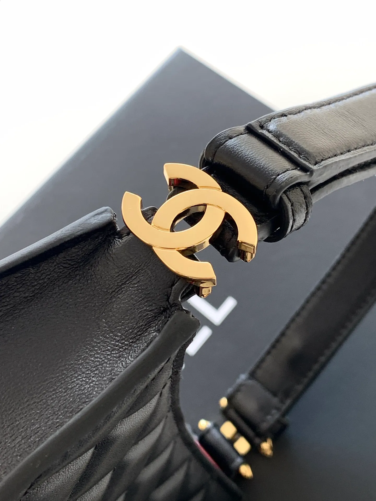 All Categories Chanel Women's Bags 2 (Chanel) Chanel Original Order AS6045