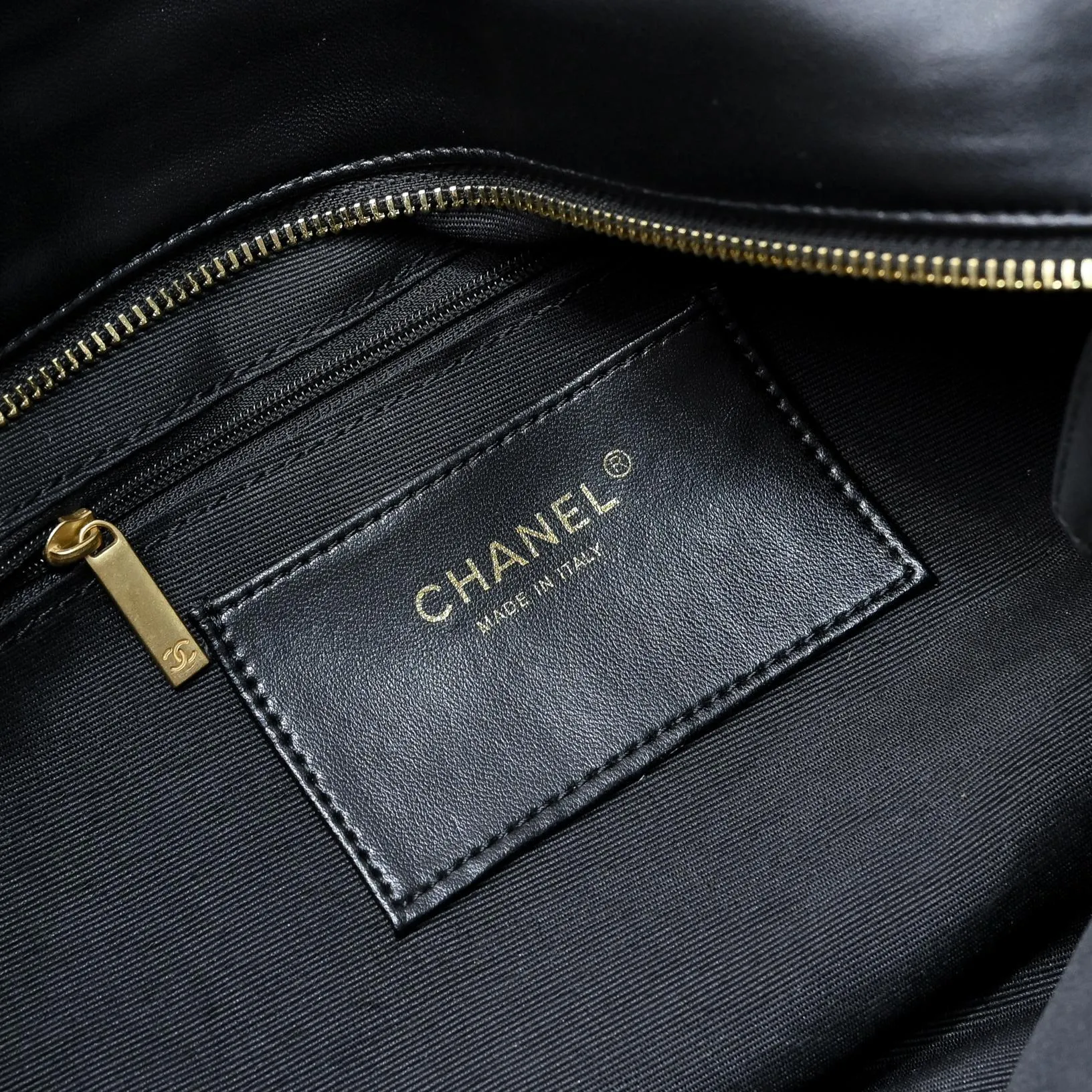 All Categories Official Website "Brand Women's Bags" Women's Bags 💙 Chanel 2025 New CHANEL Crossbody Bag