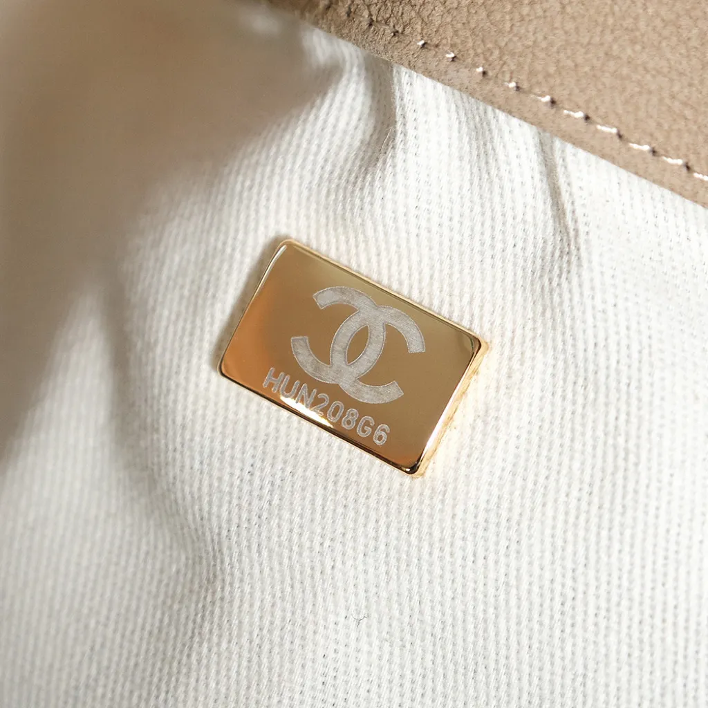 All Categories Chanel Women's Bags (Chanel) Chanel 211