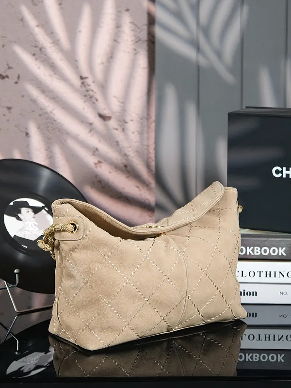 All Categories Chanel Women's Bags (Chanel) Chanel 211