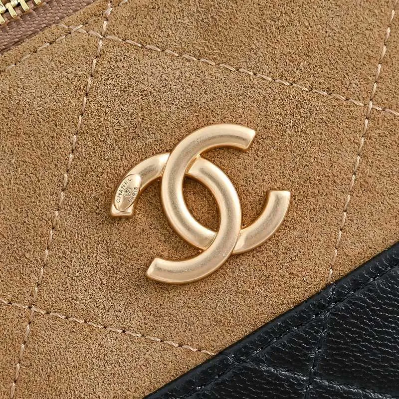 All Categories Official Website "Brand Women's Bags" Women's Bags 💙 Chanel 2026 Official Website CHANEL Crossbody Bag