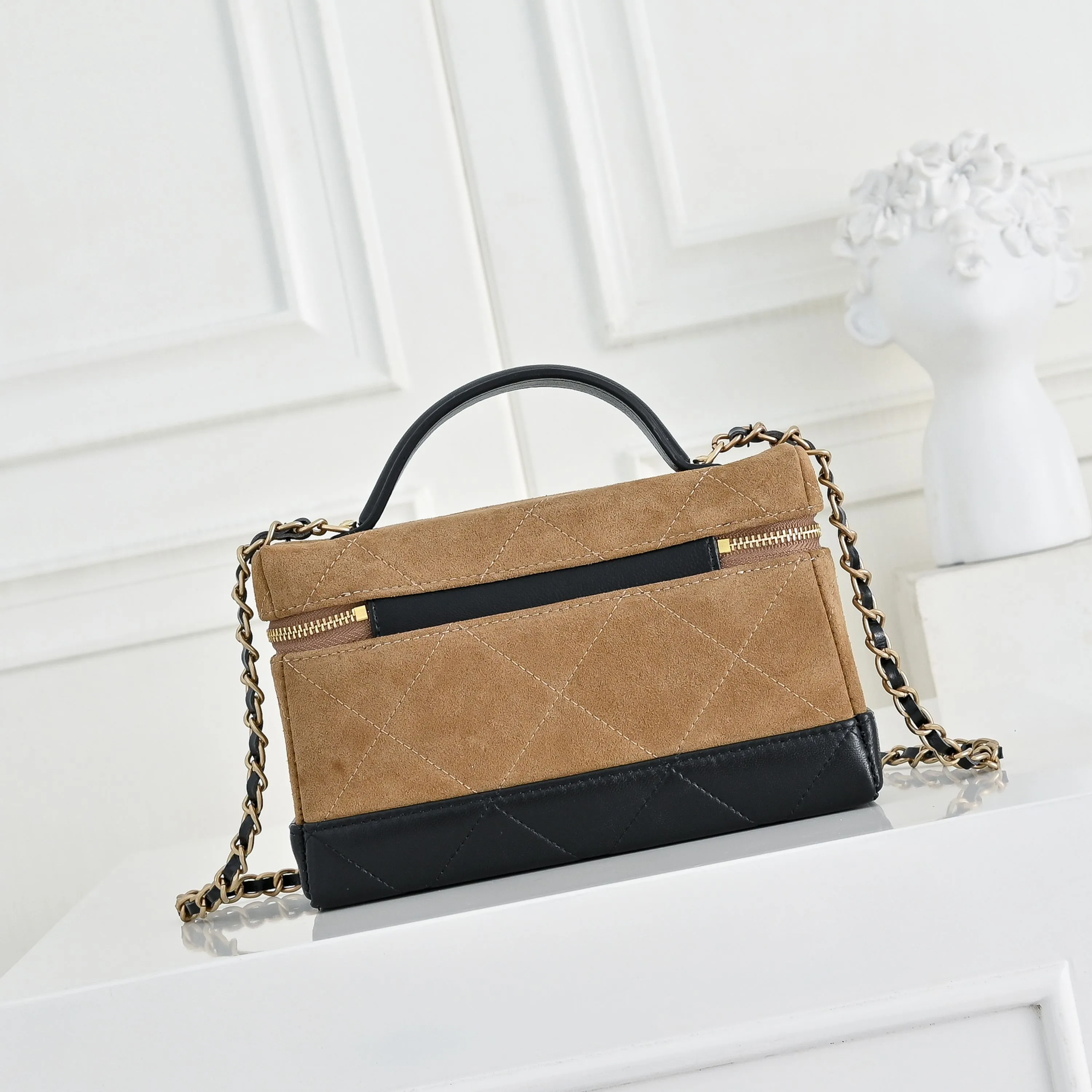 All Categories Official Website "Brand Women's Bags" Women's Bags 💙 Chanel 2026 Official Website CHANEL Crossbody Bag