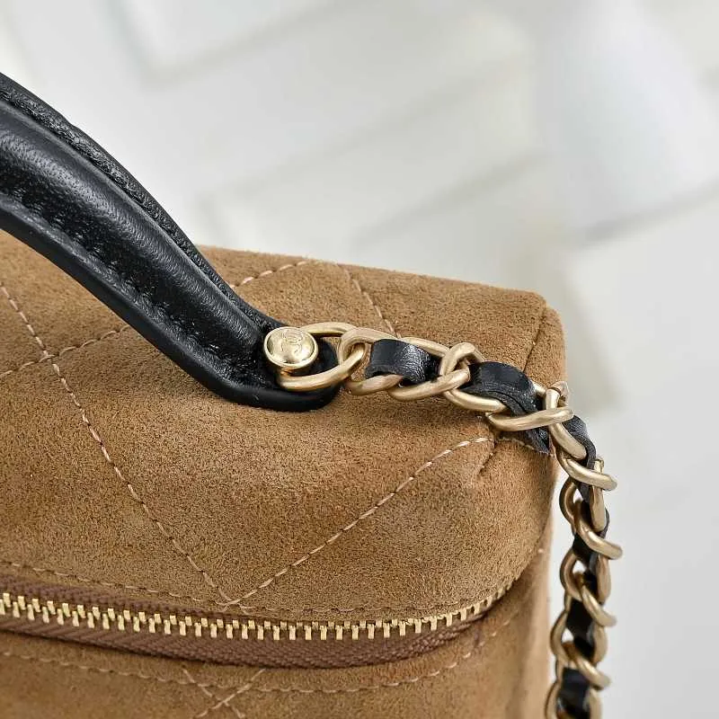 All Categories Official Website "Brand Women's Bags" Women's Bags 💙 Chanel 2026 Official Website CHANEL Crossbody Bag