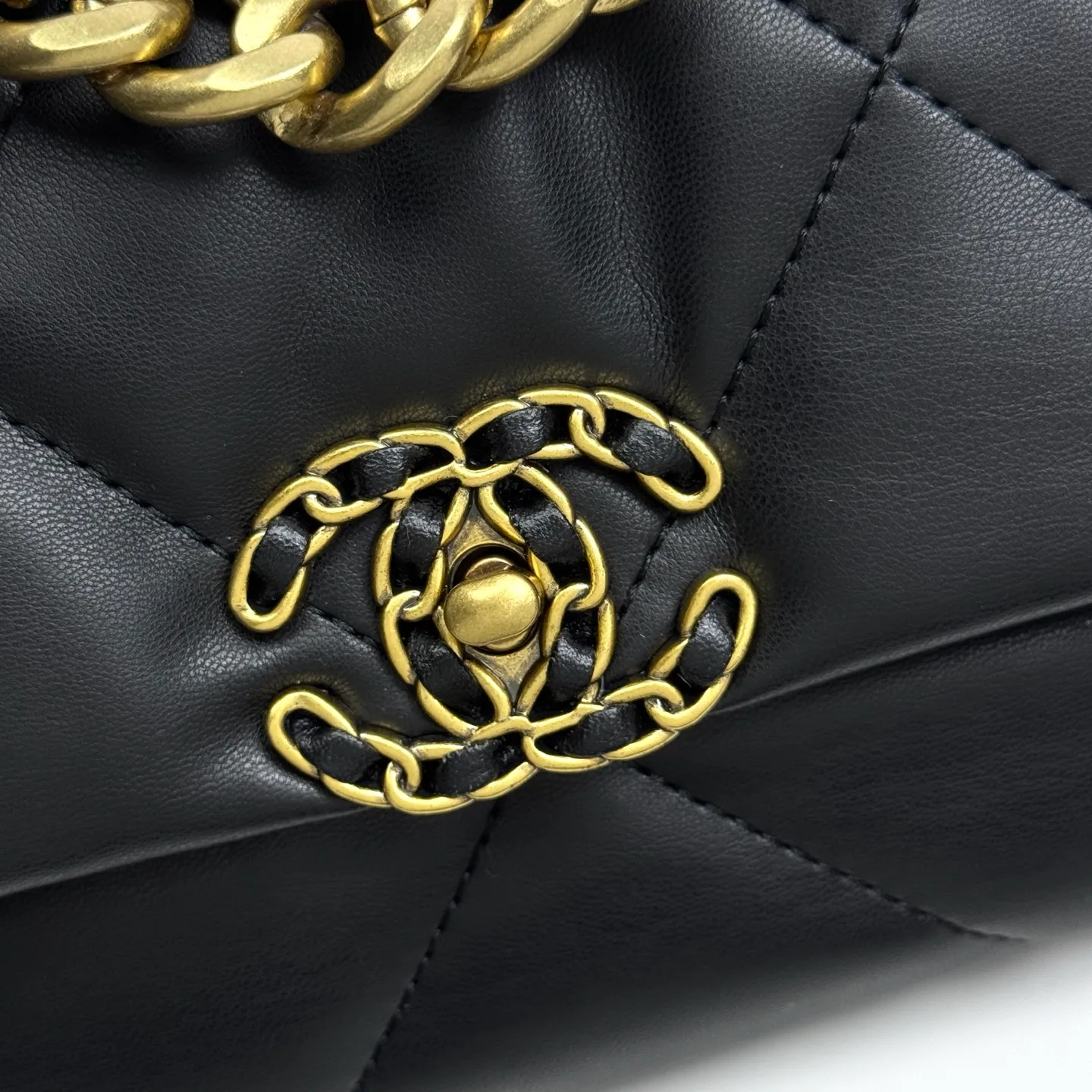 All Categories Chanel Women's Bags (Chanel) Chanel 6303