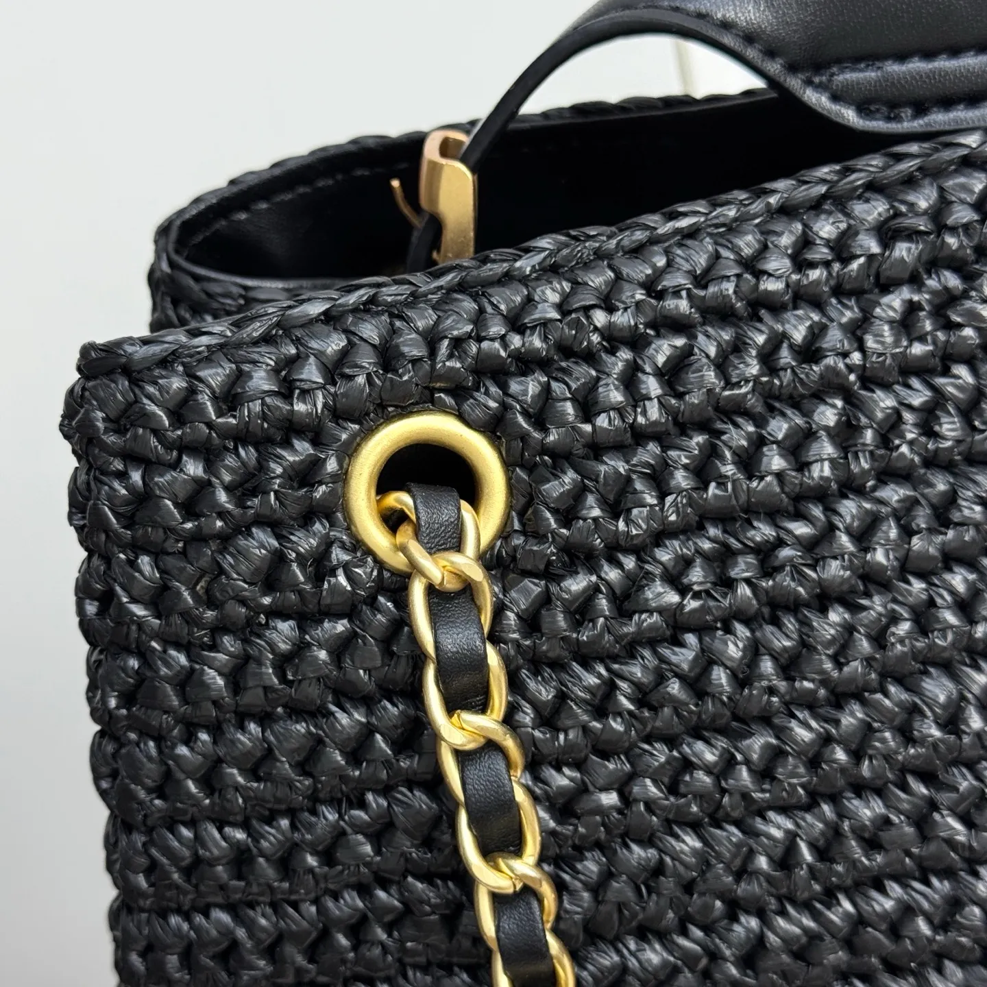 All Categories Official Website "Brand Women's Bags" Women's Bags 💙 Chanel 2026 Chanel Cruise Straw & Lambskin Tote Bag