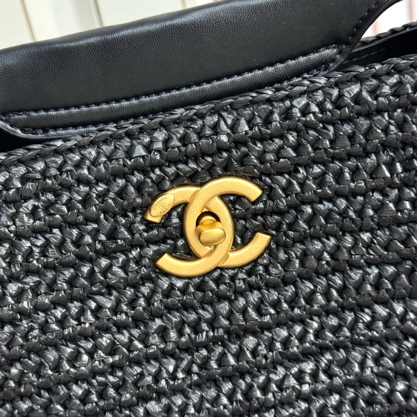 All Categories Official Website "Brand Women's Bags" Women's Bags 💙 Chanel 2026 Chanel Cruise Straw & Lambskin Tote Bag