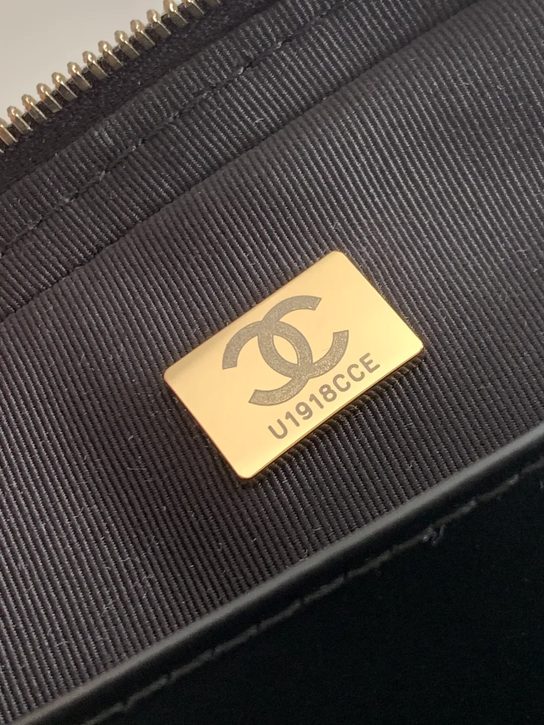 All Categories Chanel Women's Bags 2 (Chanel) Chanel Original Order AS5572