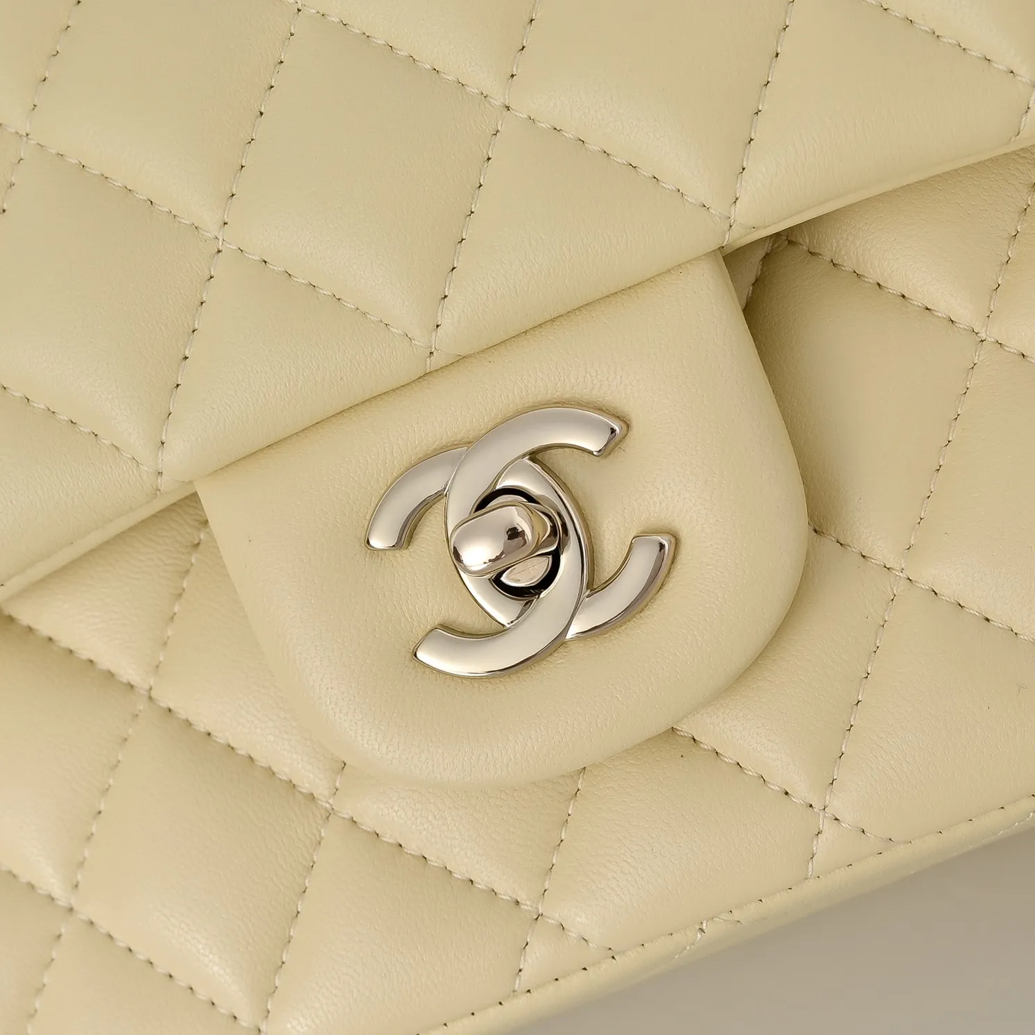 All Categories Chanel Women's Bags 2 (Chanel) Chanel Original Order 1112