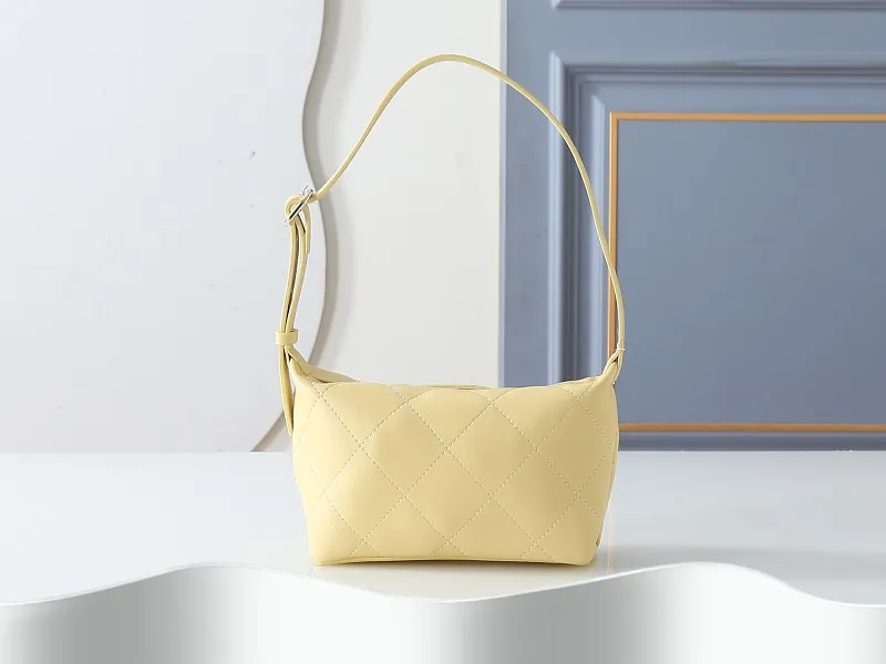 All Categories Official Website "Brand Women's Bags" Women's Bags 💙 Chanel 2026 New CHANEL Crossbody Bag