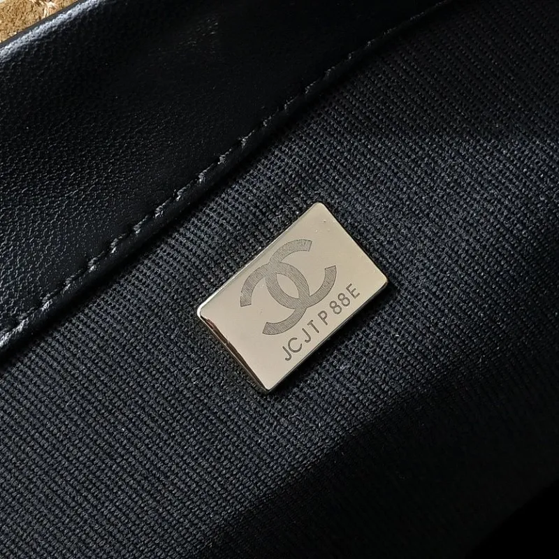 All Categories Official Website "Brand Women's Bags" Women's Bags 💙 Chanel 2025 New CHANEL Crossbody Bag