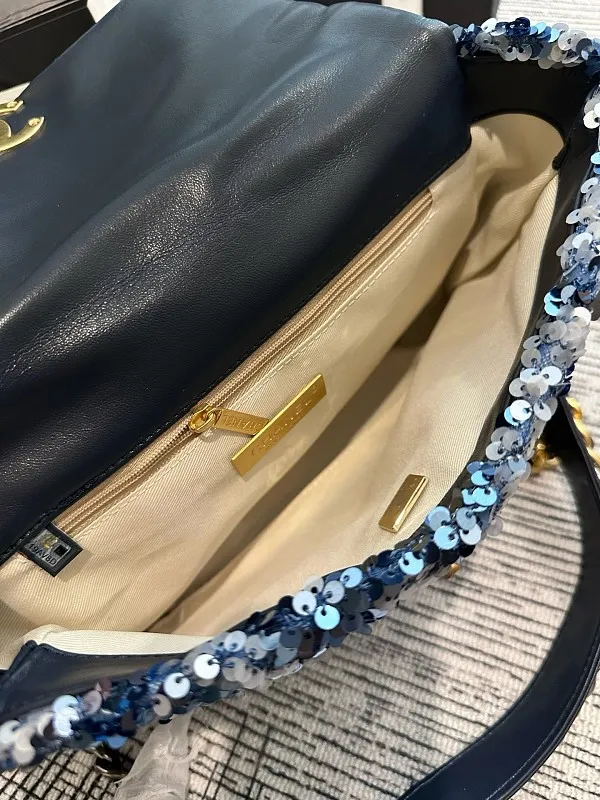 All Categories Official Website "Brand Women's Bags" Women's Bags 💙 Chanel 2026 New CHANEL Crossbody Bag