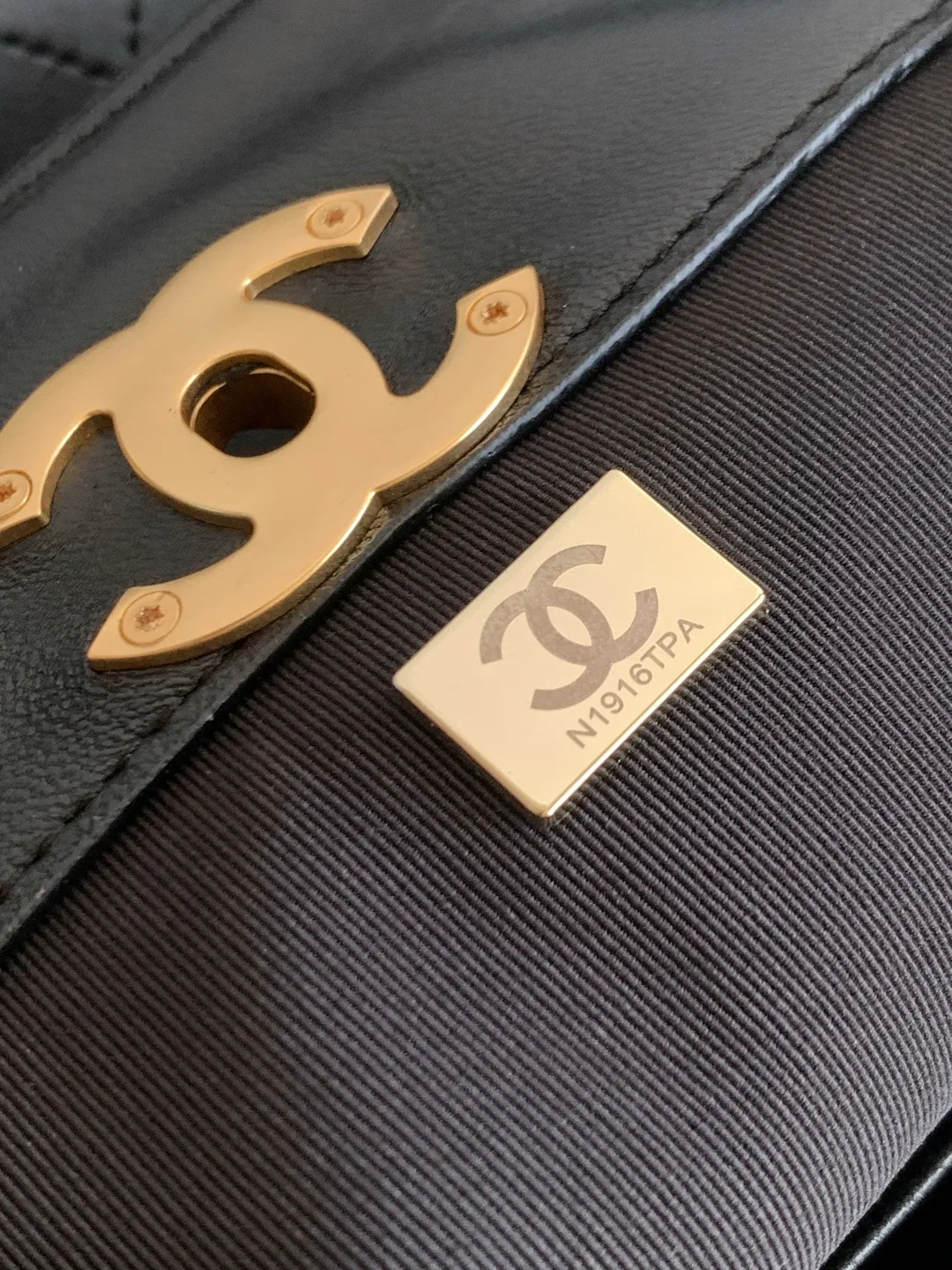 All Categories Chanel Women's Bags 2 (Chanel) Chanel Original AS563