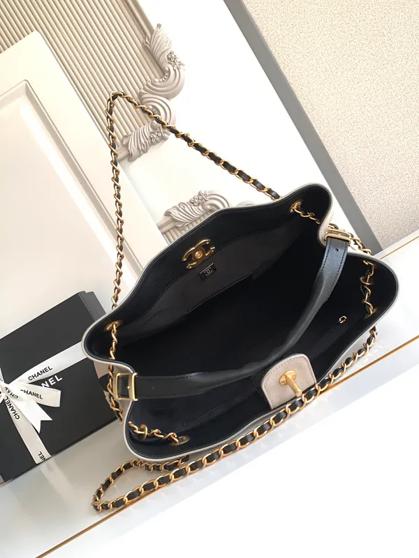All Categories Chanel Women's Bags 2 (Chanel) Chanel Original AS563