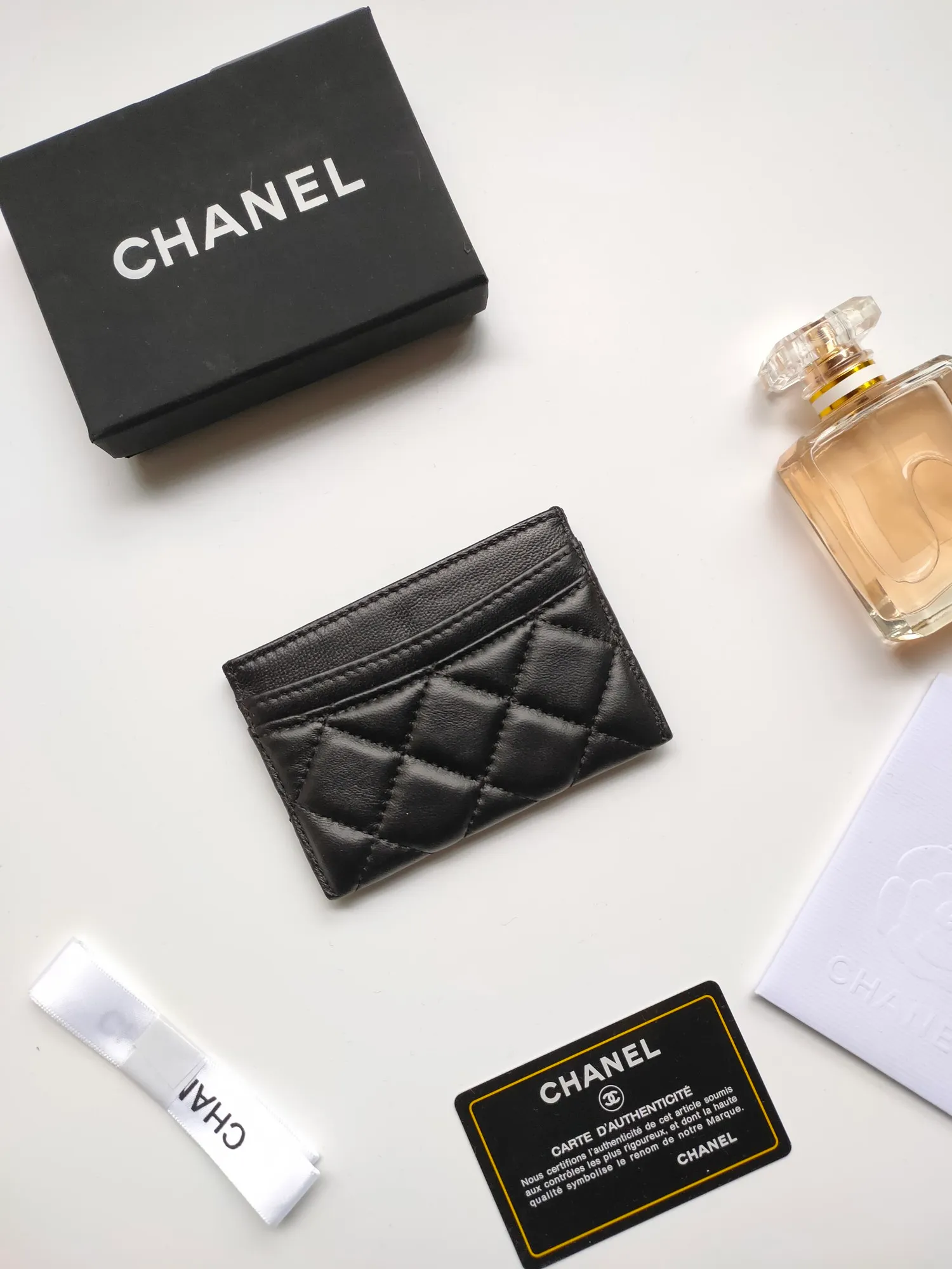 💰90 CHANEL Chanel counter card holder👍Model number: AP446 Size: 7.5×11.2×0.5cm Sheepskin inside and outside😍😍Fine workmanship High-end quality [Rose] Complete accessories
