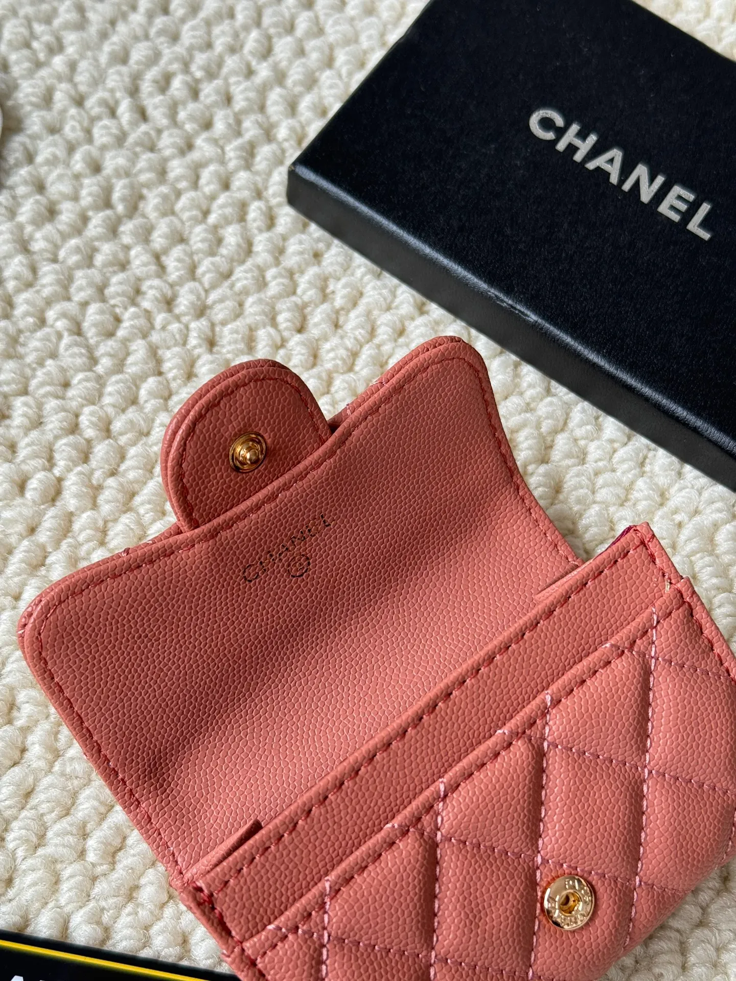 💰120 style number: AP458 chanel's most classic card holder, coin purse, Chanel classic flap card holder. Caviar cowhide, card holder and coin purse in one, with slip pocket on the back. Size: 7.5 × 11.3 × 2.1 cm