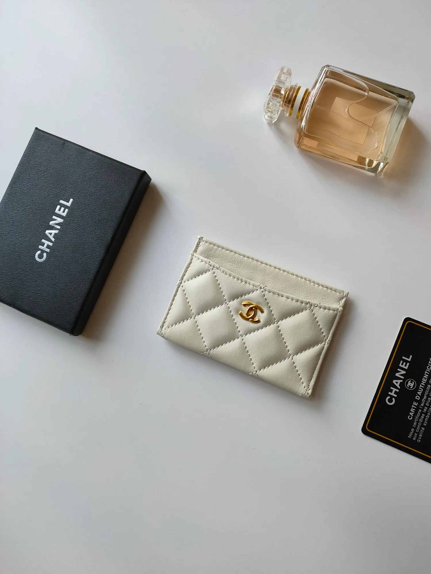 💰90 CHANEL Chanel counter style classic card holder👍Model number: AP446 Size: 7.5×11.2×0.5cm Sheepskin inside and outside😍😍Fine workmanship and high-end quality