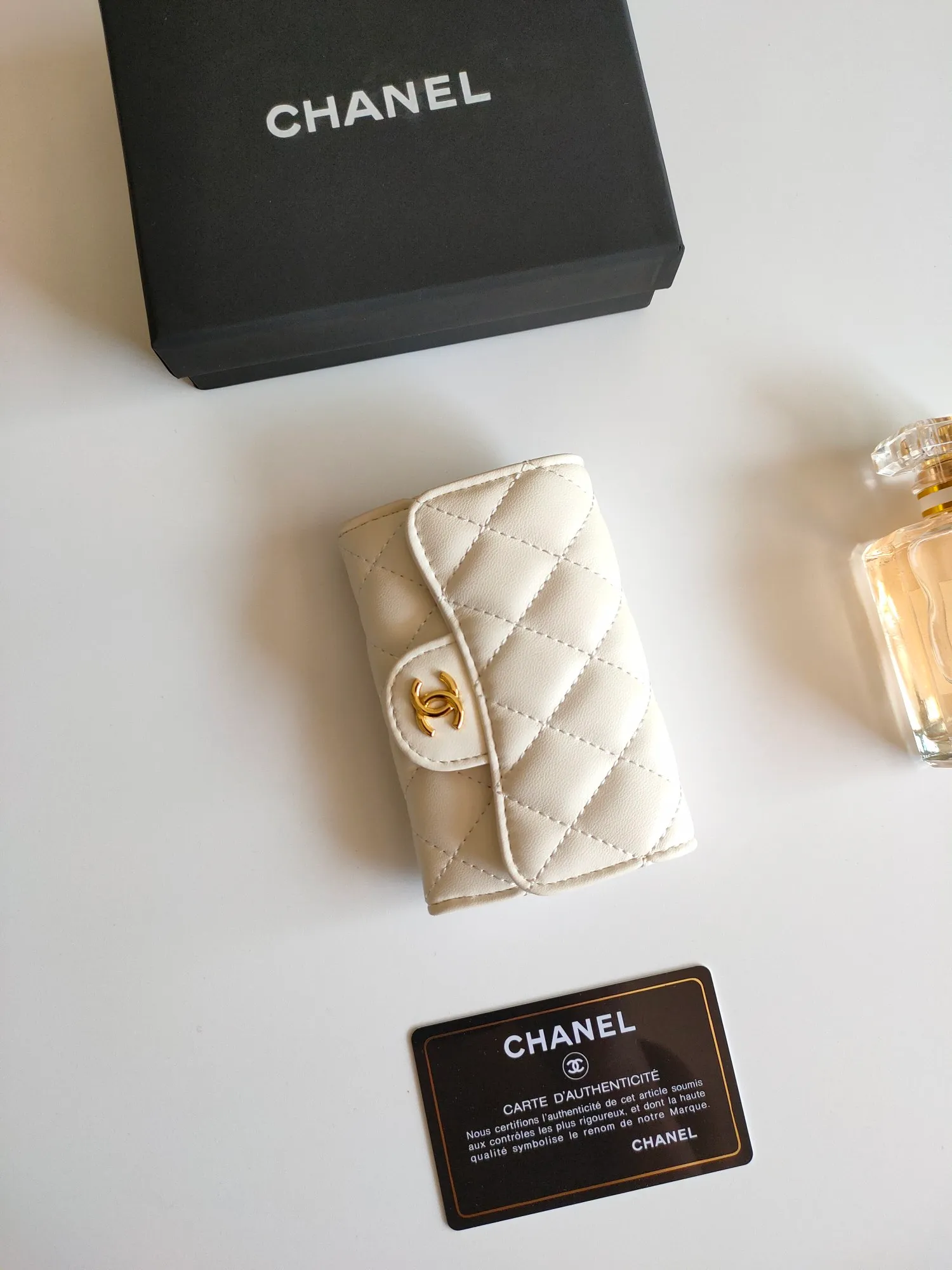 ￥130CHANEL Chanel classic flap card holder. Imported sheepskin and caviar cowhide, card holder and coin purse integrated, with slip pocket on the back, model number: AP448, size: 7.5 × 11.3 × 2.1 cm