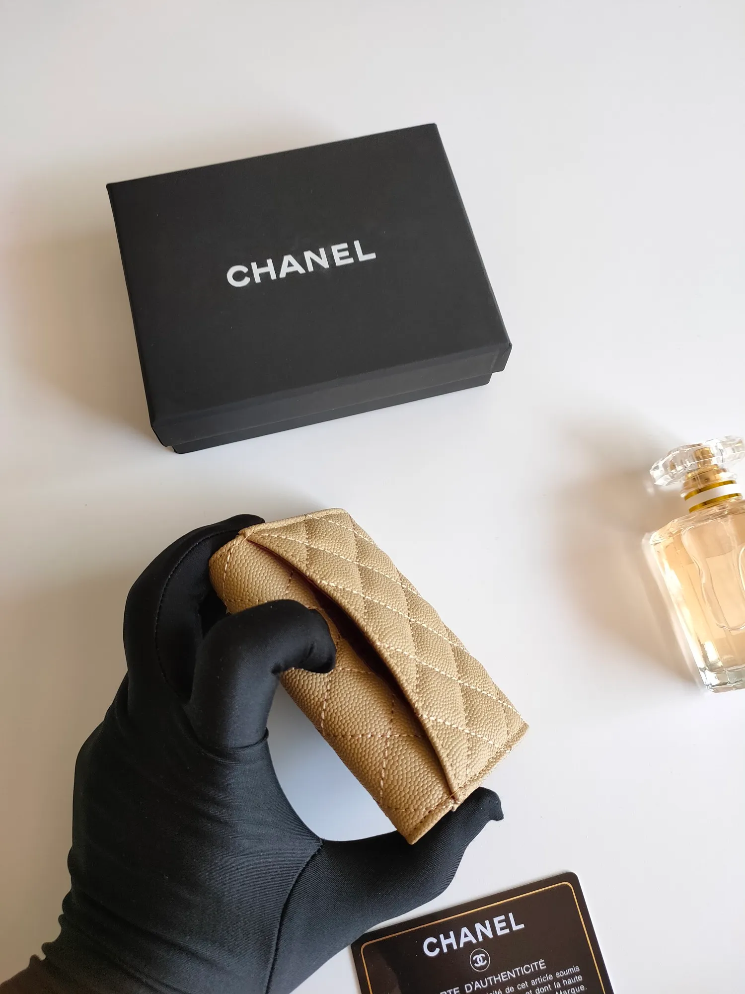 ￥130 CHANEL Chanel classic flap card holder. Imported sheepskin and caviar cowhide, card holder and coin purse integrated, with slip pocket on the back, model number: AP448, size: 7.5 × 11.3 × 2.1 cm
