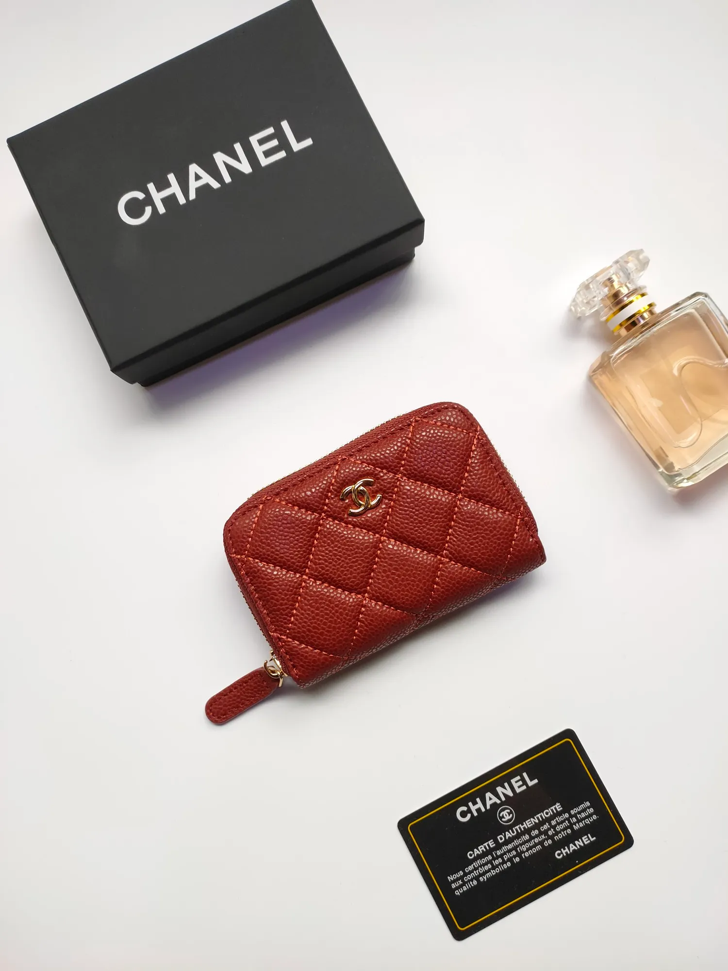 ￥110 Chanel card holder❤Coin purse️❤️Full leather inside and outside. Counter style. Impeccable workmanship details. Adhere to high quality. Style number: AP452 Size: 10x9cm