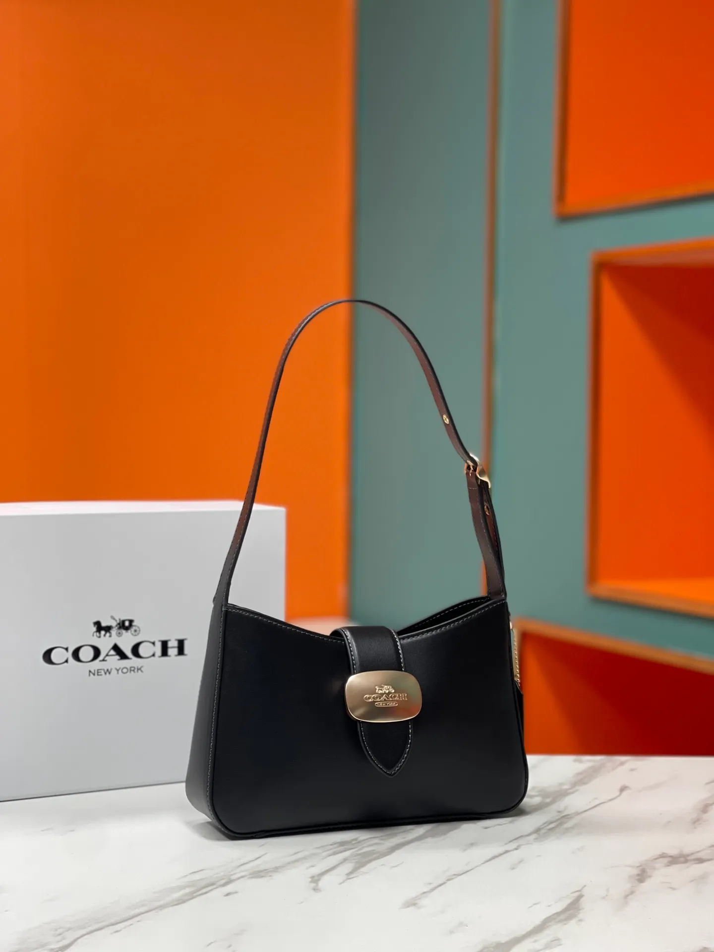 Top original order, batch 400💰Coach counter new model Eliza hobo underarm bag, model CR528. Size 25X6X17