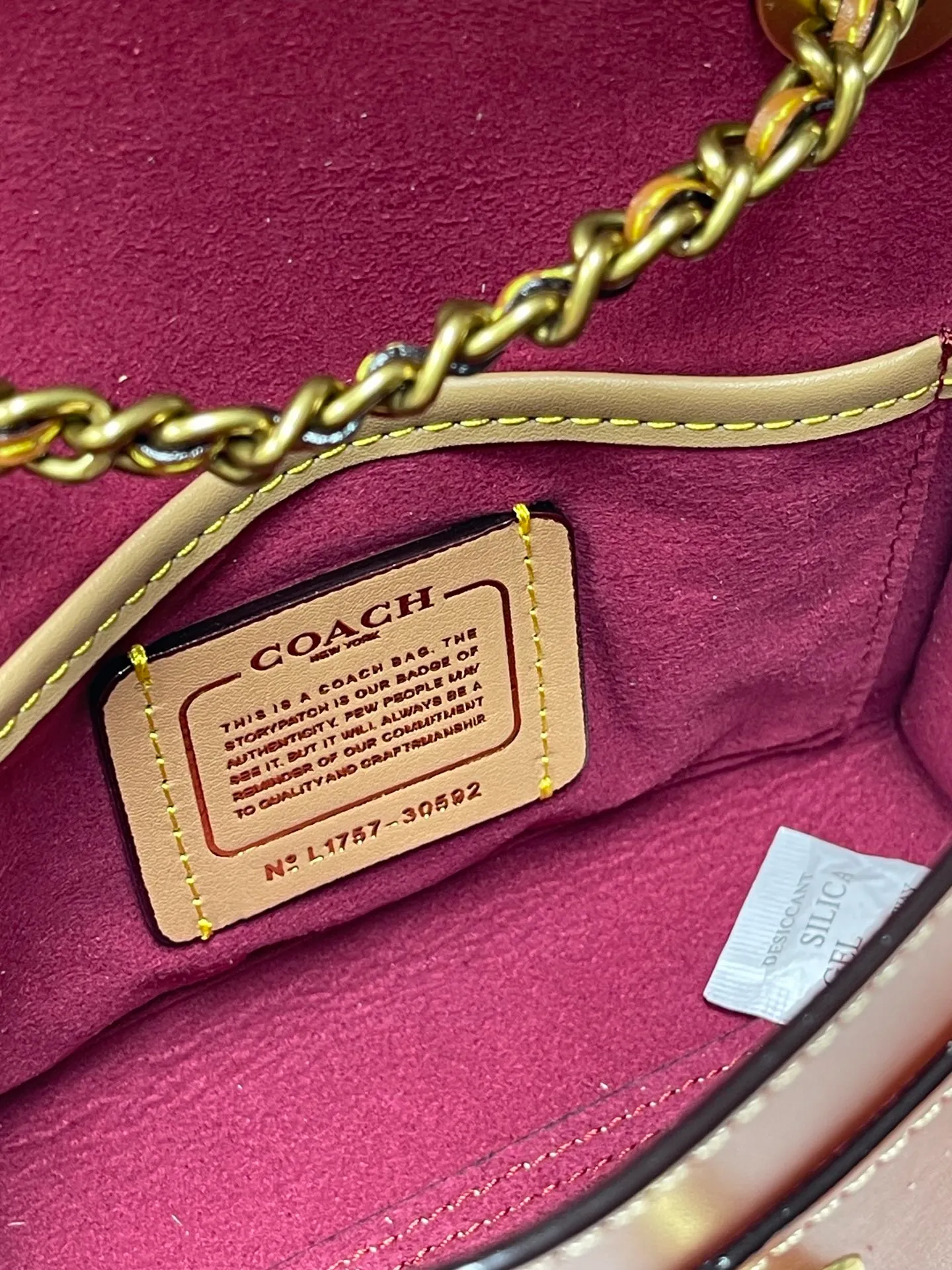 Batch 480💰 Original quality COACH/Coach women's bag PARKER18 handbag Camellia model 30592 khaki brown patchwork retro rivet style, classic old flower with earthy yellow brass material chain retro design, perfect match regardless of color or style! Size: 18*13*7cm