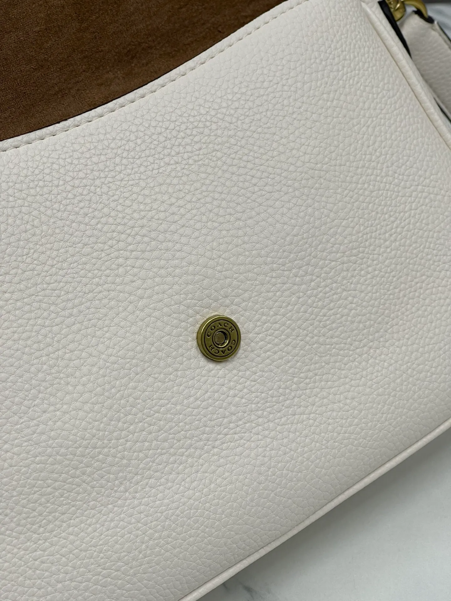 P460💰COACH/Coach new counter synchronization·new product women’s classic logo LEGACY shoulder bag presbyopia, model CU099, size 25.5*18.5*7