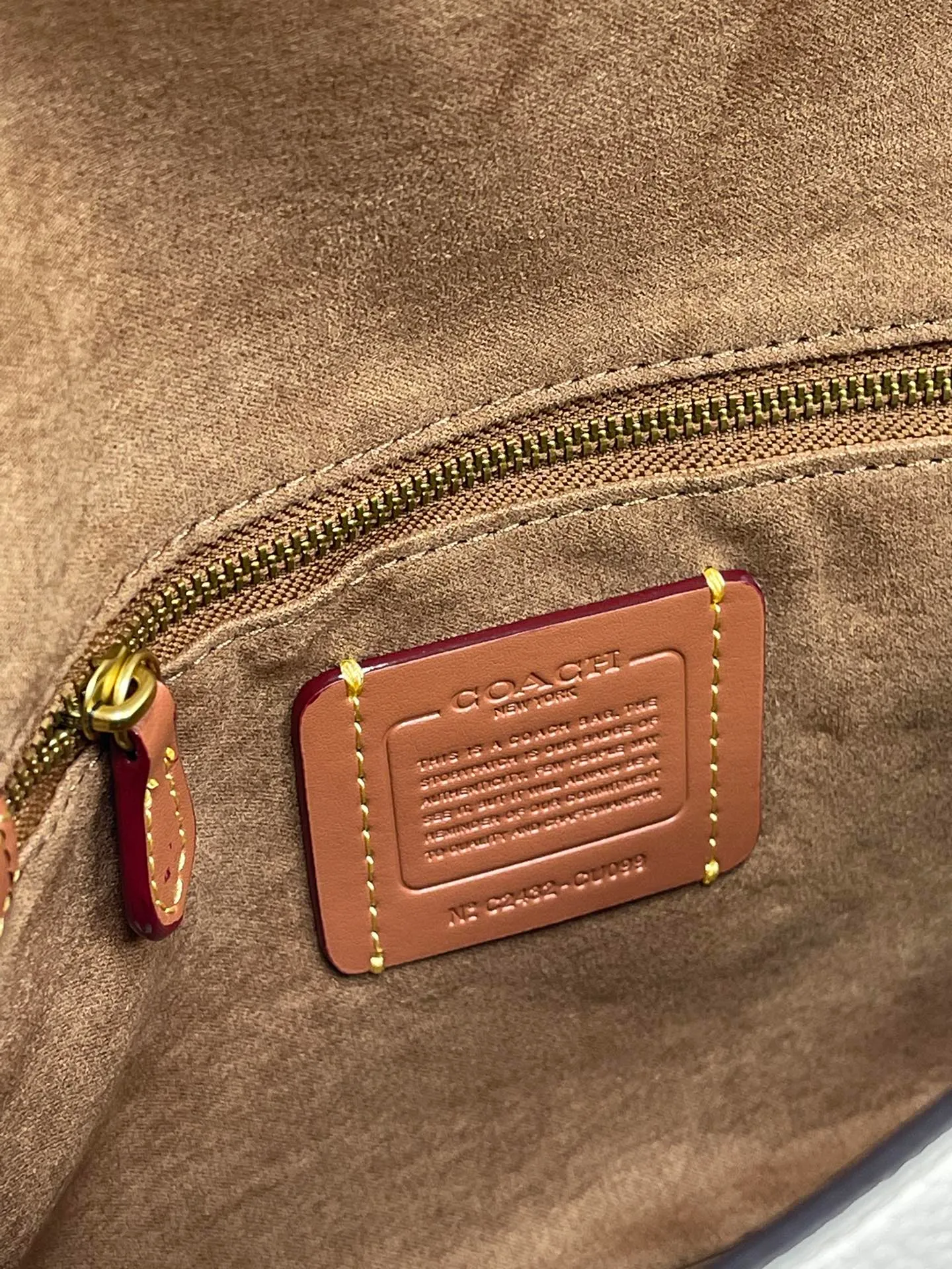 P460💰COACH/Coach new counter synchronization·new product women’s classic logo LEGACY shoulder bag presbyopia, model CU099, size 25.5*18.5*7