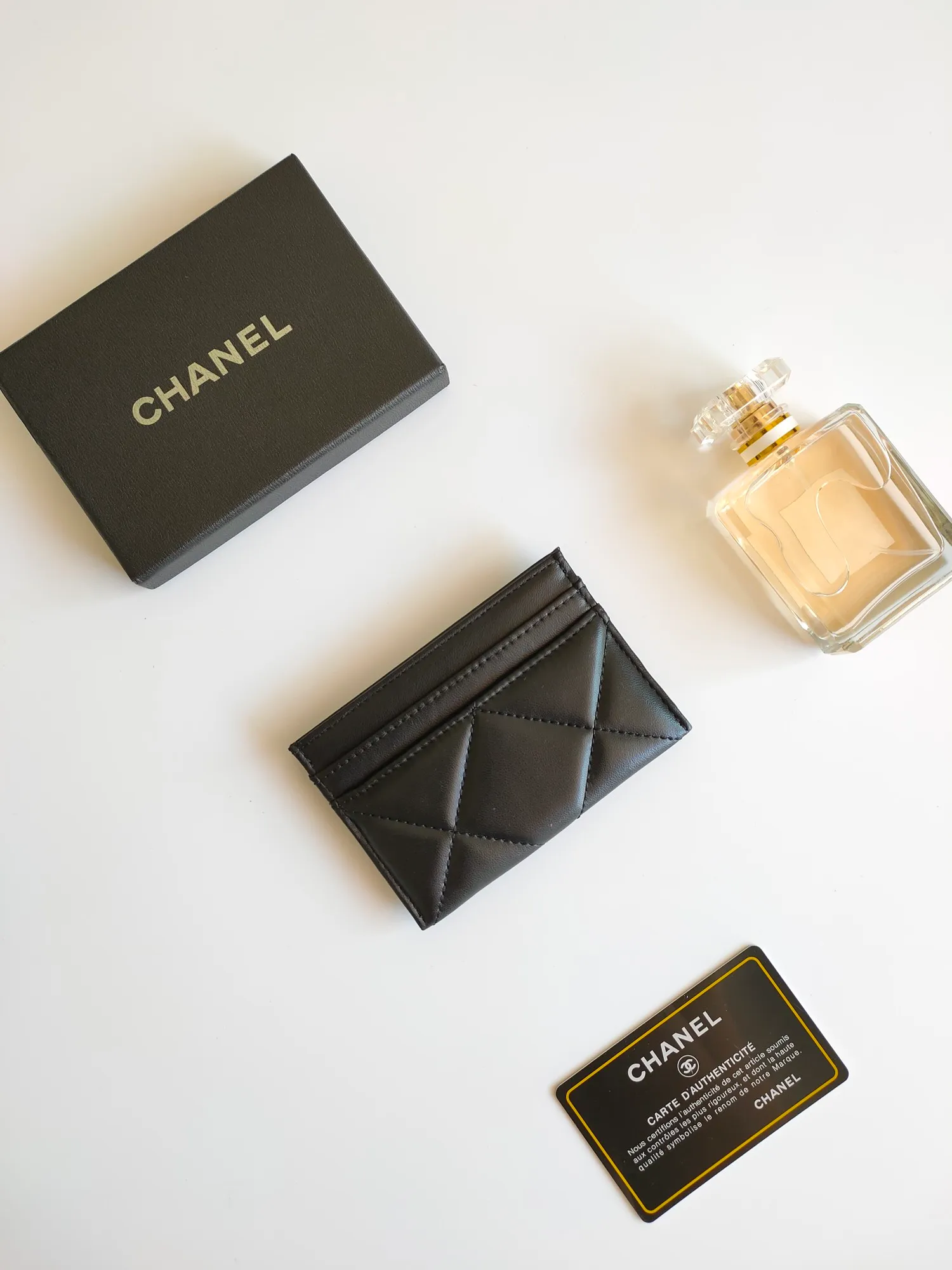 💰90 CHANEL Chanel counter new card holder👍Model number: AP2354 Size: 7.5 × 11.2 × 0.5 cm 😍😍Fine workmanship and high-end quality