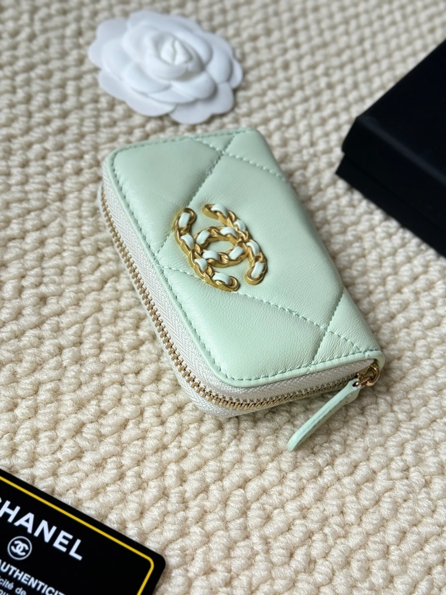 💰130Chanel card holder❤Coin purse️❤️Full leather inside and outside. Counter style. Impeccable workmanship details. Adhere to high quality. Style number: P1920 Size: 11.5x8cm